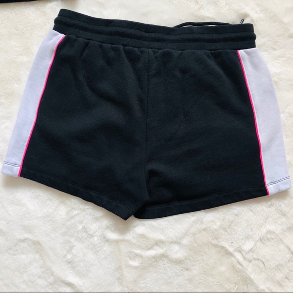 Kendall & Kylie Shorts and Crop Loungewear Set - Picture 4 of 10